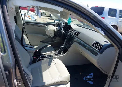 2017 Volkswagen Passat 1.8T Se from USA, damaged, VIN 1VWBT7A32HC063447